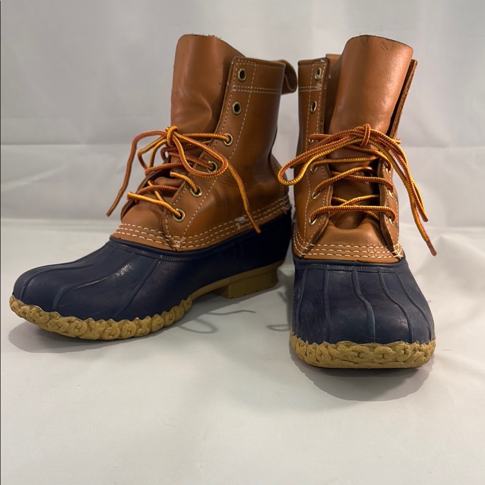 L.L. Bean Blue 8 Inch Bean Boots 8M